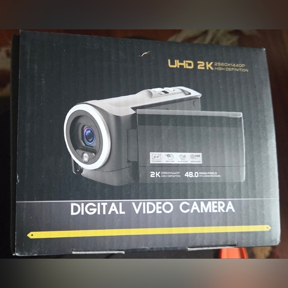 FLATIC 2K Camcorder, 48MP Video Camera, 16X Digital Zoom Vlogging Camera - Picture 9 of 10